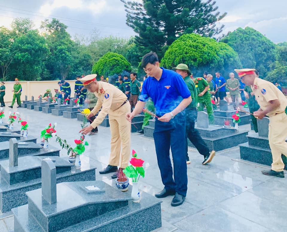 thắp nhang